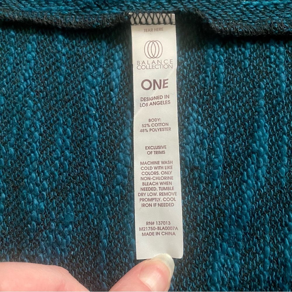 Balance Collection Zipper Poncho - Picture 6 of 10